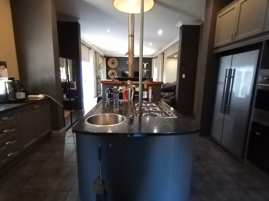4 Bedroom Property for Sale in Parys Free State